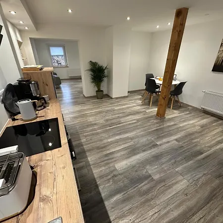 Linus Und Seine Apartment