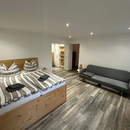 Linus Und Seine An der Schmucke